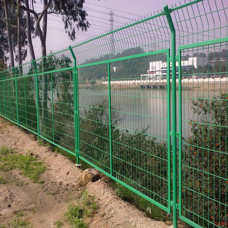 浸塑护栏网厂家 围墙围挡护栏网 框架护栏网 隔离护栏网质优价廉